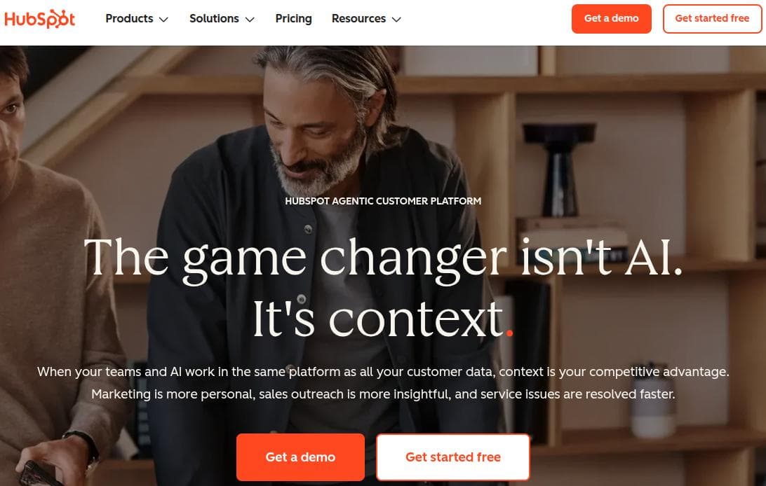 HubSpot CRM landing page.