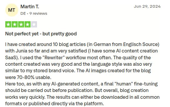 Junia AI reviewer on Trustpilot discussing its inability to write in-depth content.