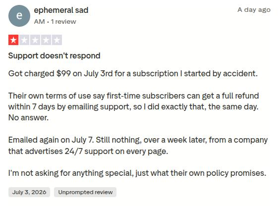 Outrank refunding problems highlighted by a reviewer on Trustpilot.